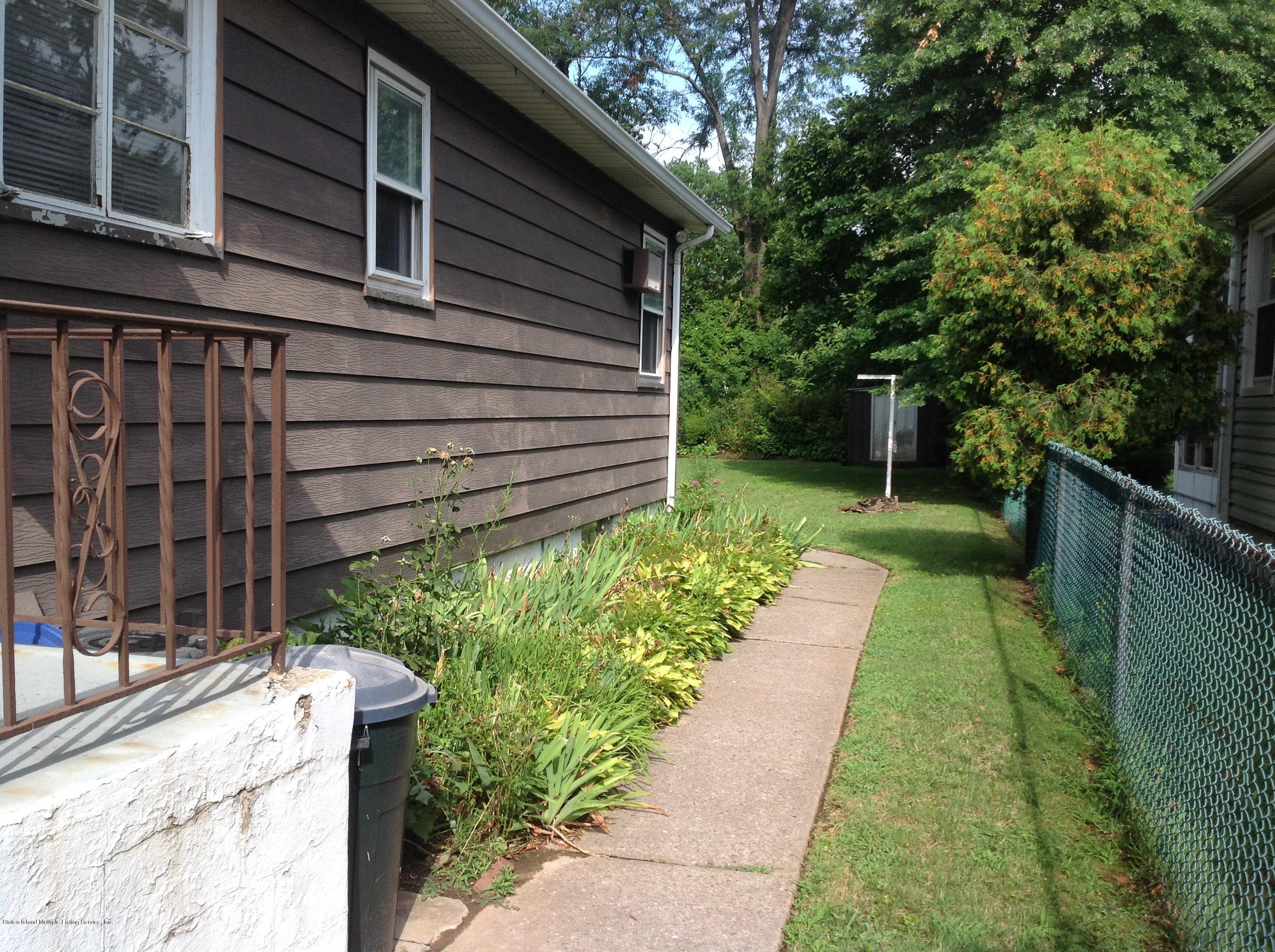 459 Decatur Avenue Staten Island, NY 10314 - Photo 18 of 19 image