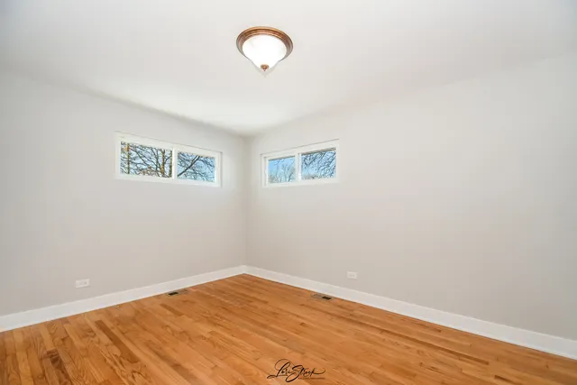 $359,900 | 8101 South Oketo Avenue, Bridgeview, IL 60455