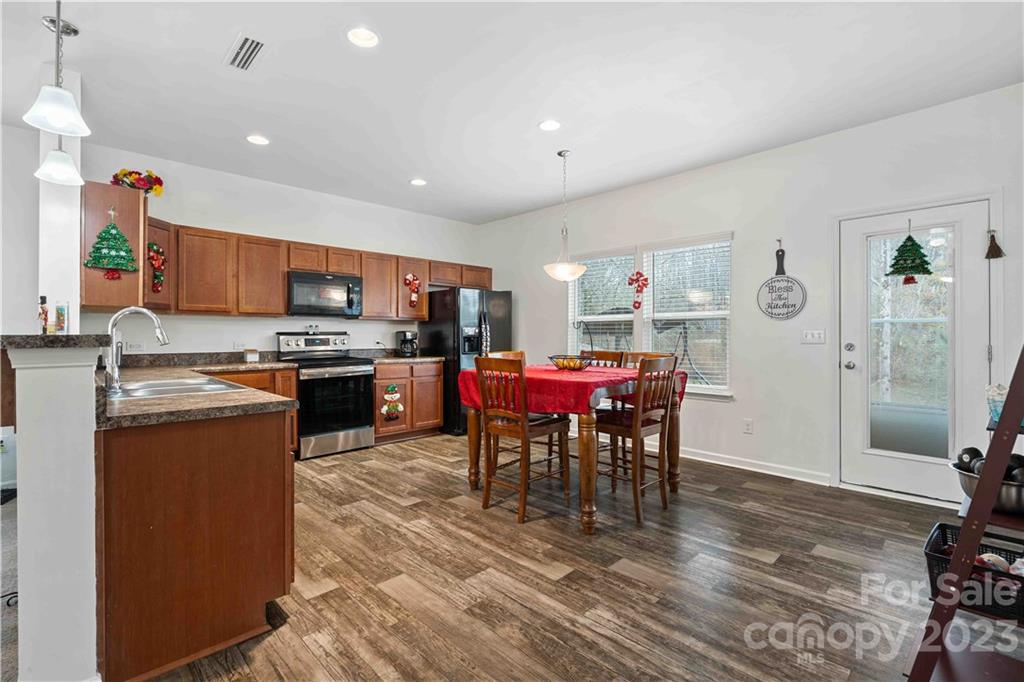 1240 Whitehall Hill Road York, SC 29745 - Photo 4 of 21 Gallery Image 4