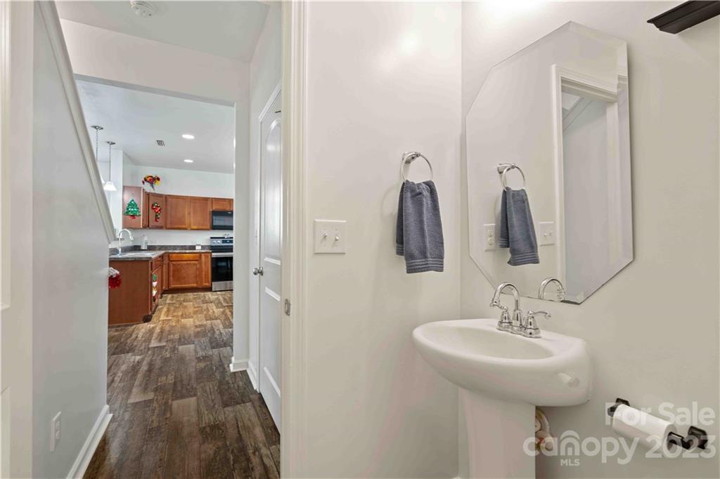 1240 Whitehall Hill Road York, SC 29745 - Photo 7 of 21 Gallery Image 7