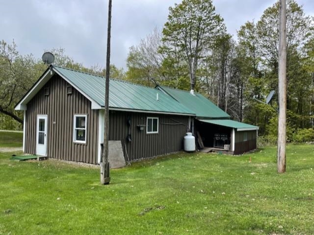 944 Houston Hill Road Walden, VT 05843 - Photo 2 of 11