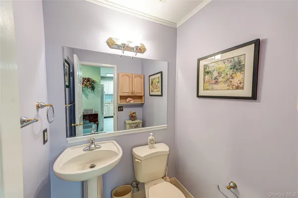 $635,000 | 210 Erik Drive, East Setauket, NY 11733