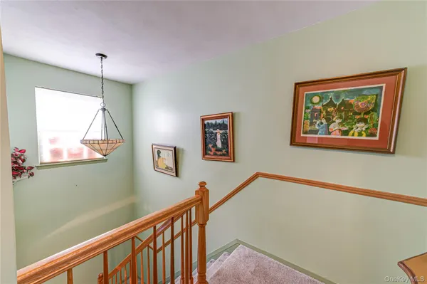 $635,000 | 210 Erik Drive, East Setauket, NY 11733