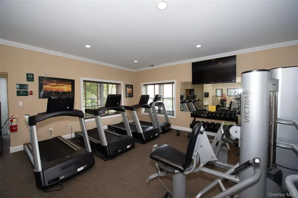 $635,000 | 210 Erik Drive, East Setauket, NY 11733