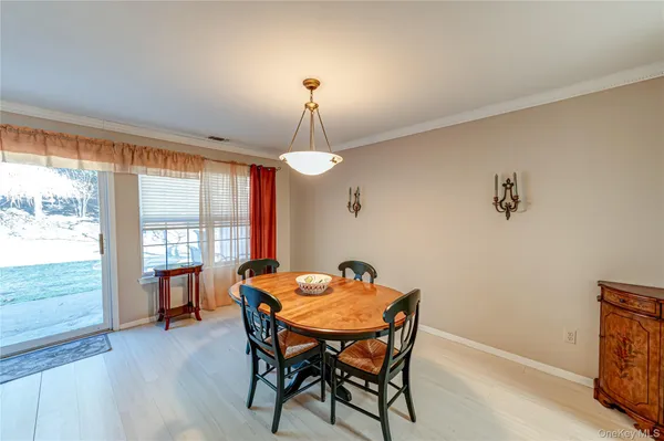 $635,000 | 210 Erik Drive, East Setauket, NY 11733