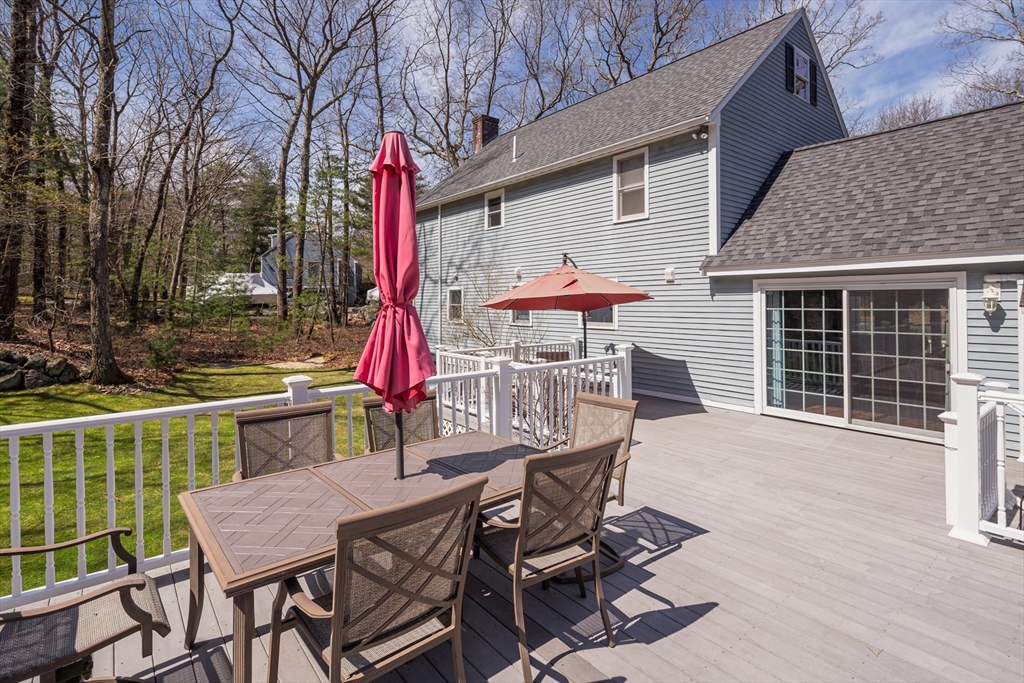 135 Tenney Street Georgetown, MA 01833 - Photo 4 of 25 Gallery Image 4