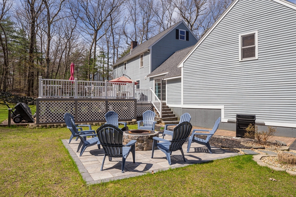 135 Tenney Street Georgetown, MA 01833 - Photo 6 of 25 Gallery Image 6