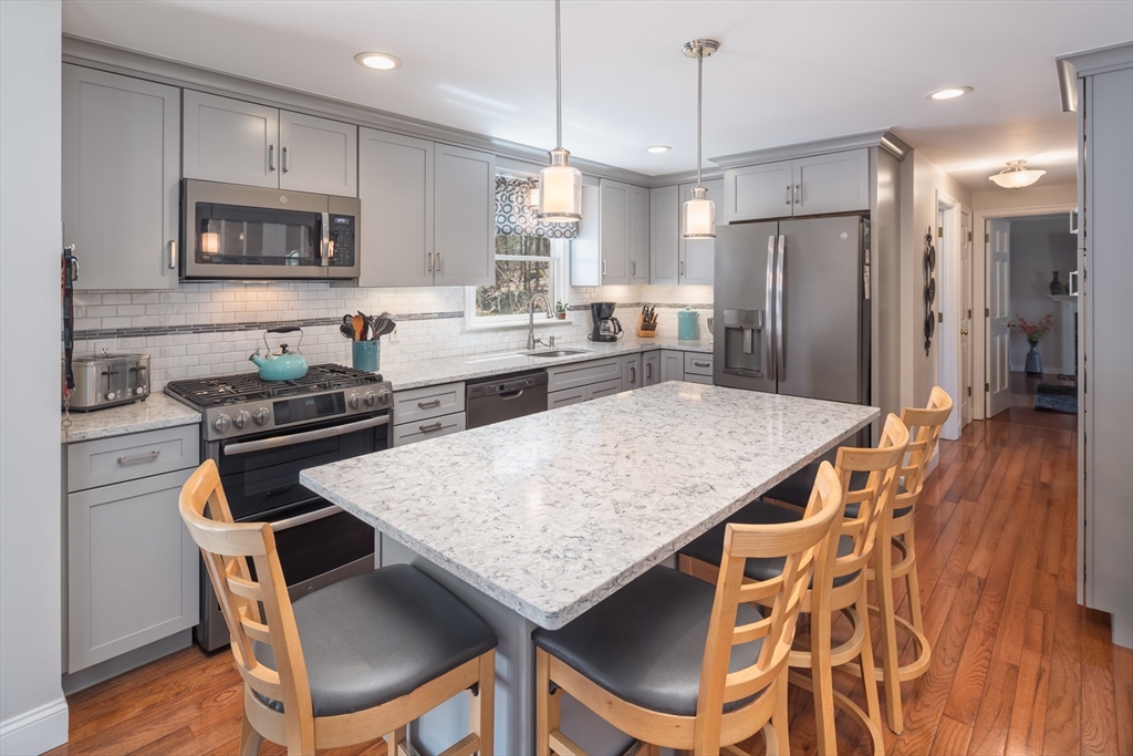 135 Tenney Street Georgetown, MA 01833 - Photo 8 of 25 Gallery Image 8