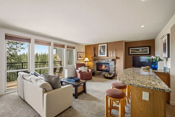 $176,000 | 18575 Southwest Century Drive, Unit 1437, Bend, OR 97702