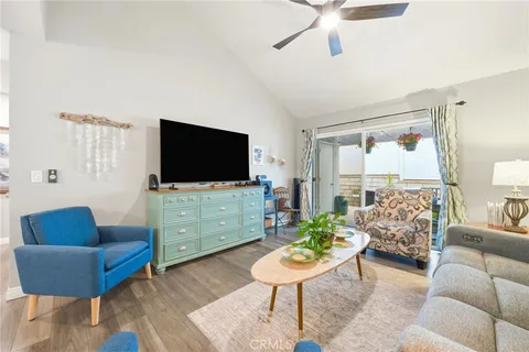 $799,000 | 215 Wichita Avenue, Unit 409, Huntington Beach, CA 92648