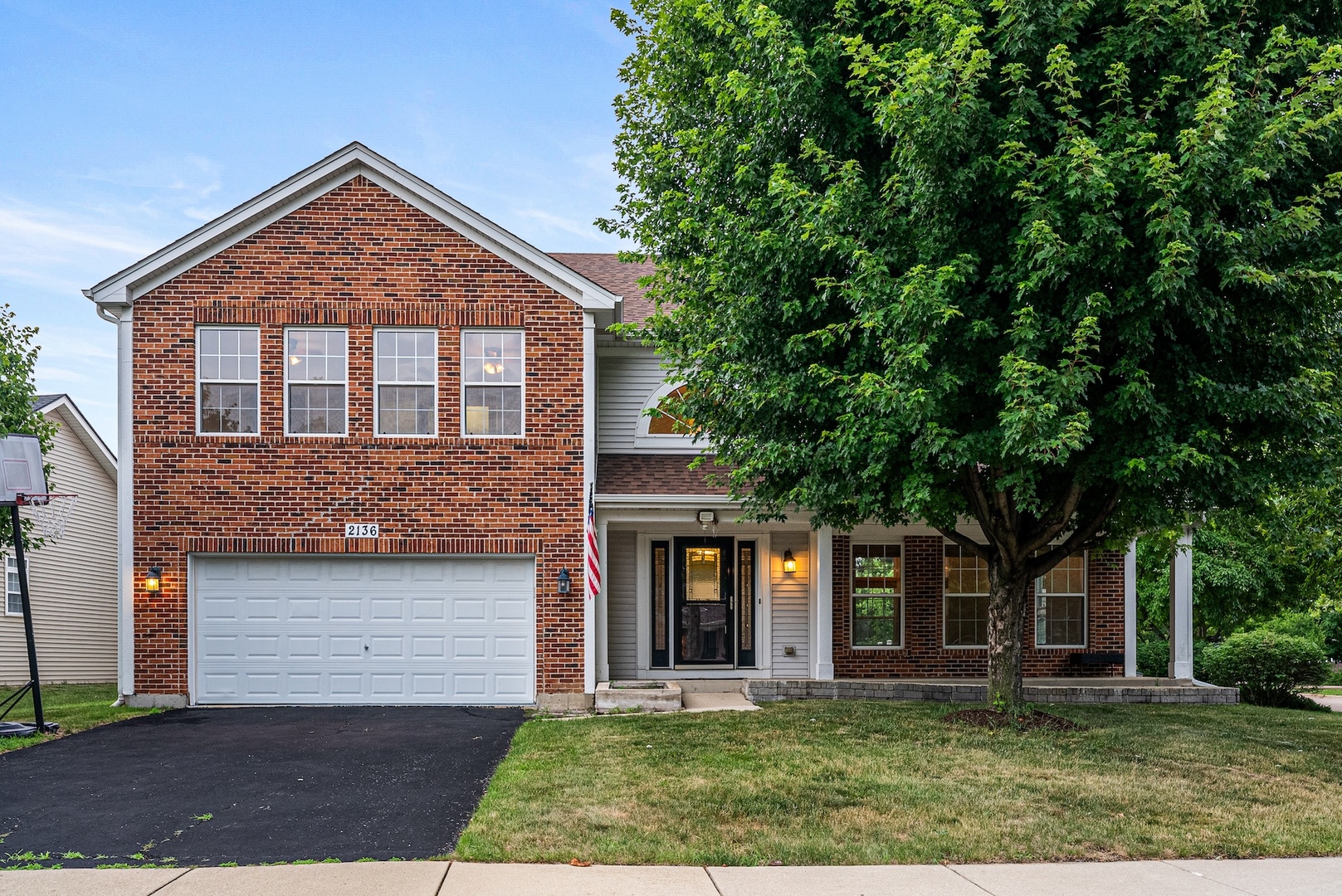 2136 Colonial Street Aurora, IL 60503 - Photo 1 of 69 Gallery Image 1