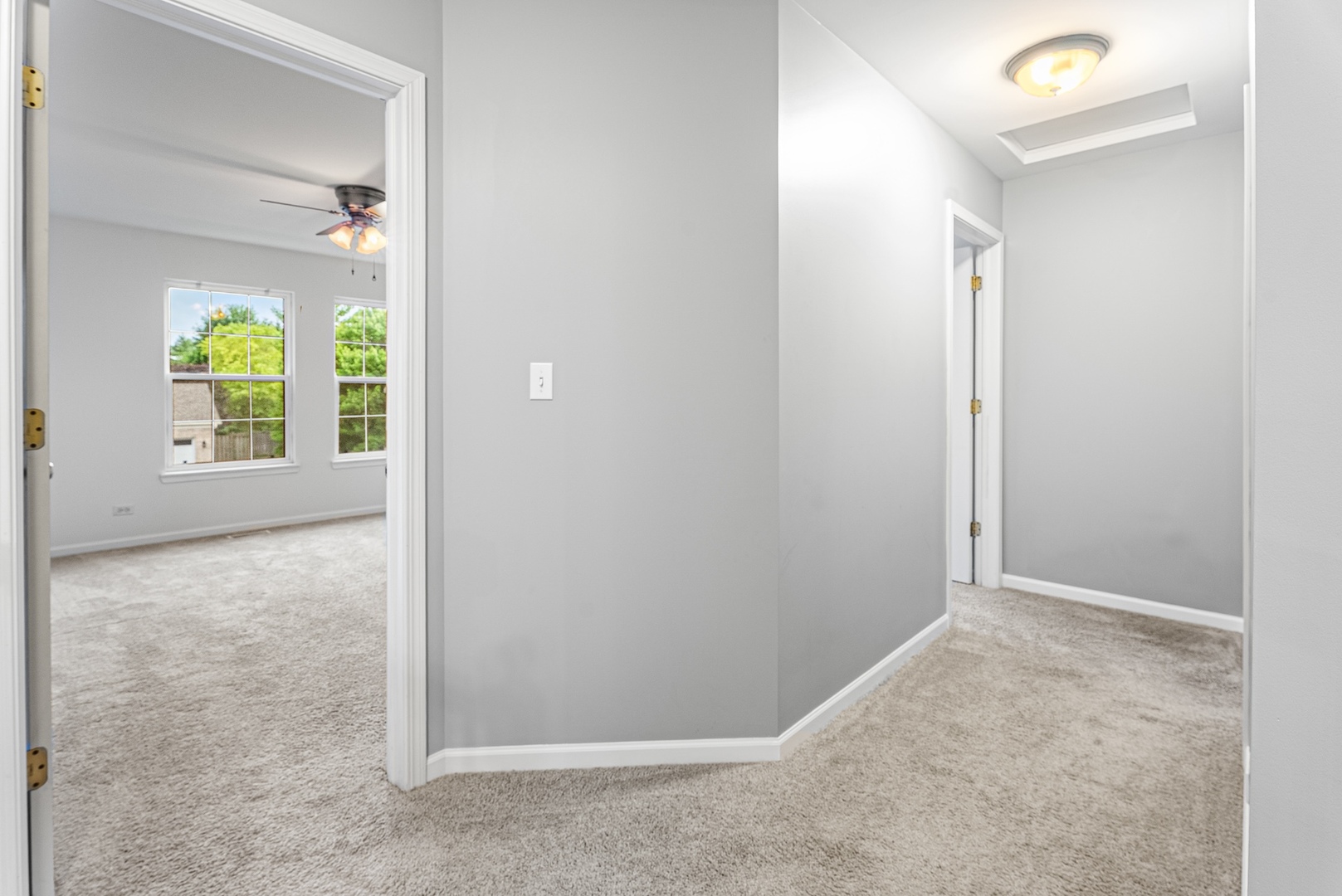 2136 Colonial Street Aurora, IL 60503 - Photo 22 of 69 Gallery Image 22