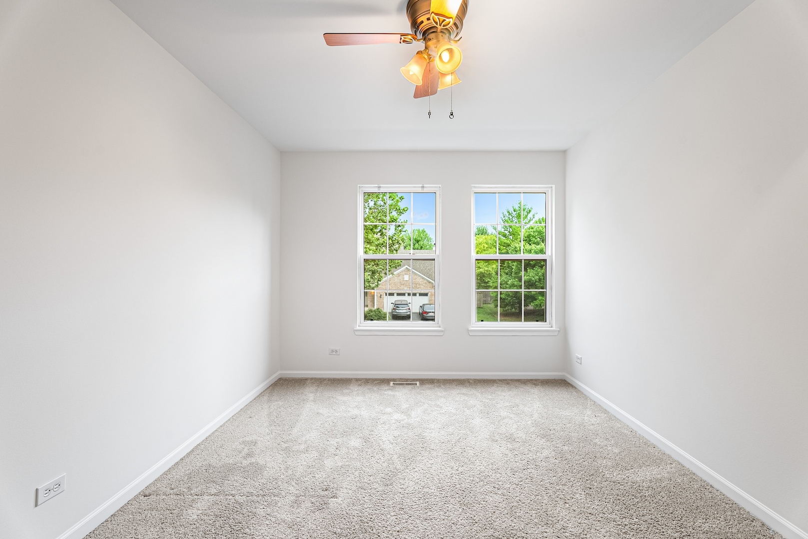 2136 Colonial Street Aurora, IL 60503 - Photo 26 of 69 Gallery Image 26