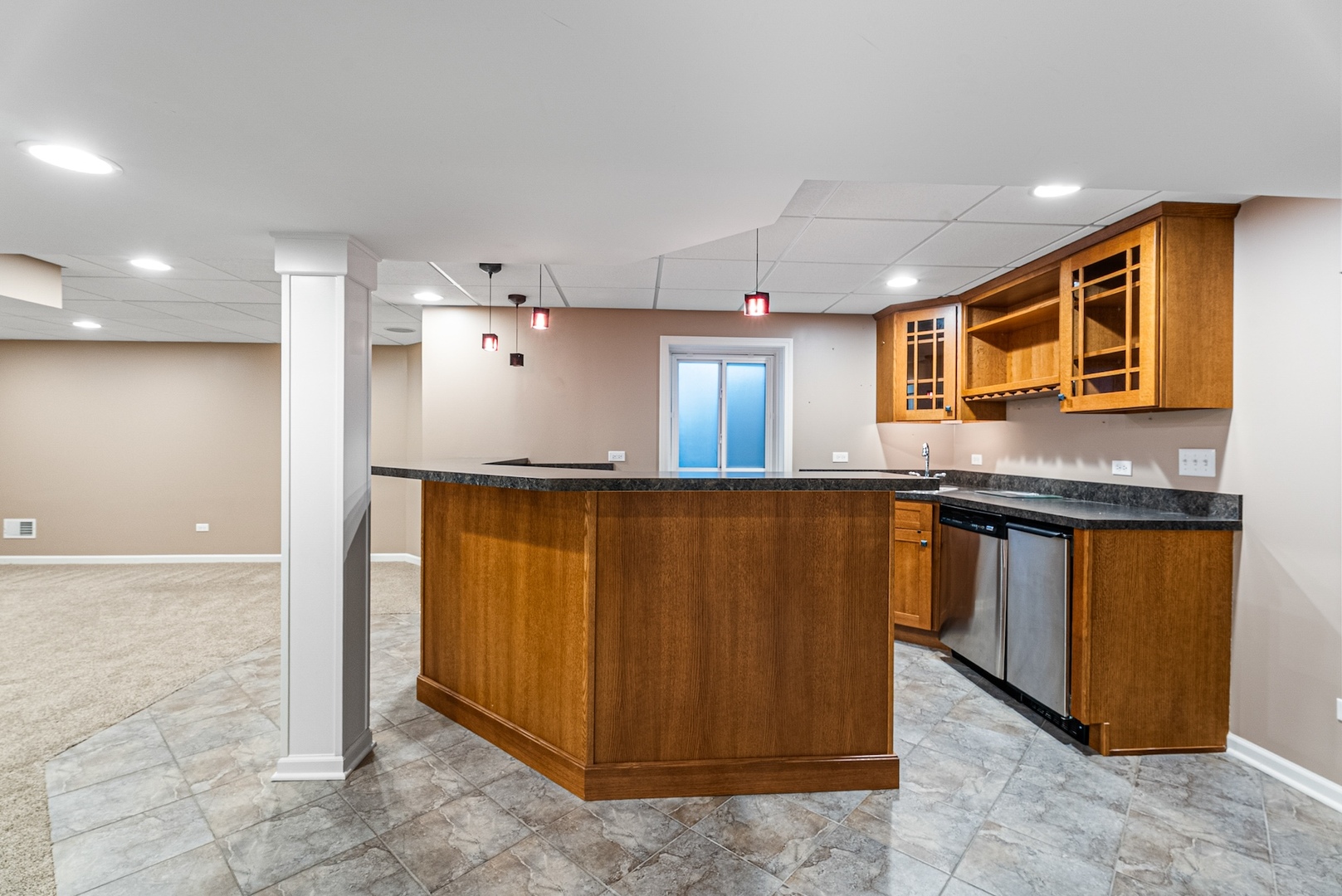 2136 Colonial Street Aurora, IL 60503 - Photo 46 of 69 Gallery Image 46