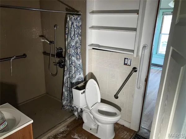 $67,900 | 204 South Douglas Street, West Frankfort, IL 62896