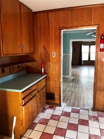 $68,900 | 204 South Douglas Street, West Frankfort, IL 62896