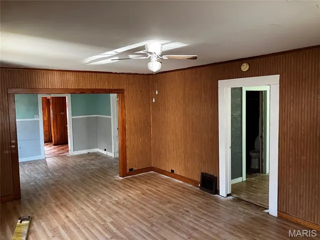 $68,900 | 204 South Douglas Street, West Frankfort, IL 62896