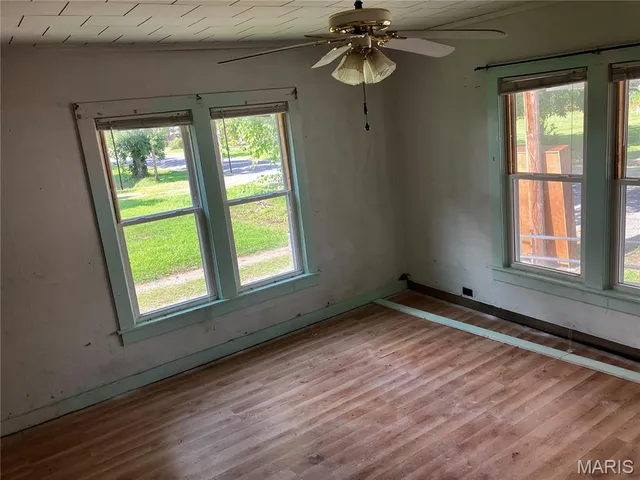 $68,900 | 204 South Douglas Street, West Frankfort, IL 62896