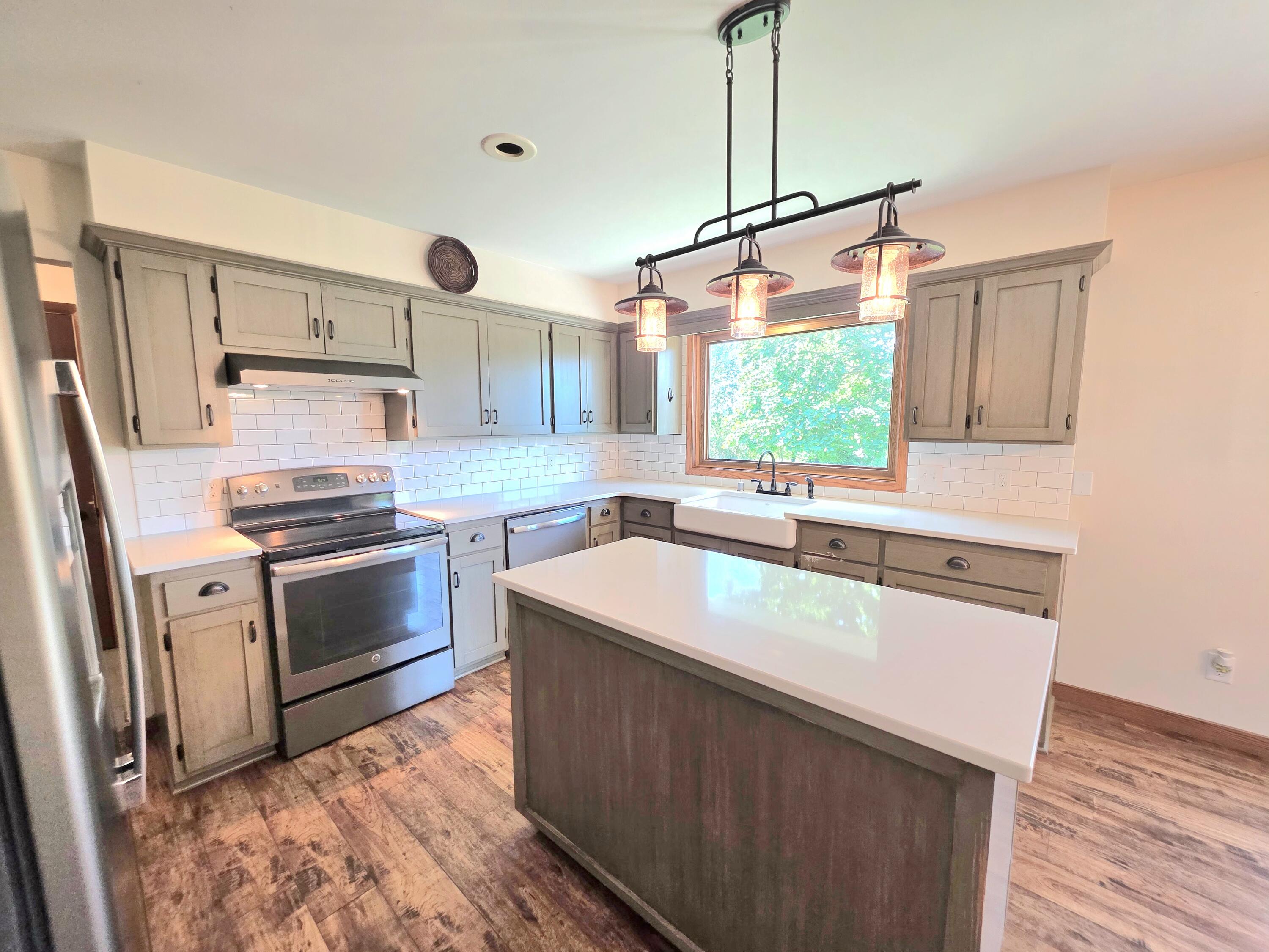 W2999 County O Road Sheboygan Falls, WI 53085 - Photo 8 of 37 Kitchen