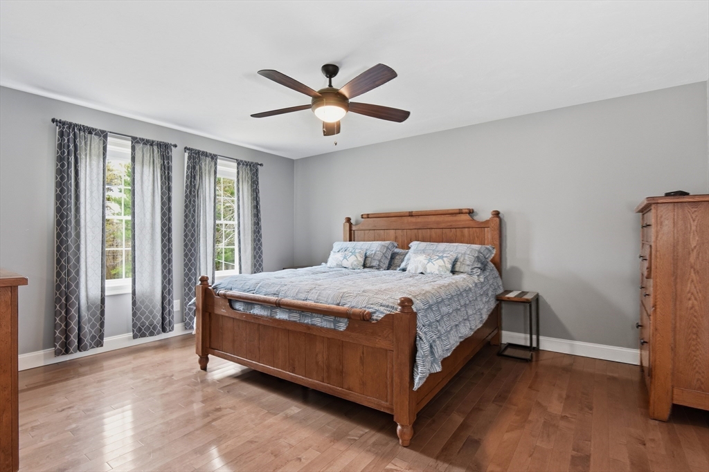 32 1/2 East Howland Road Freetown, MA 02717 - Photo 27 of 42 Gallery Image 27