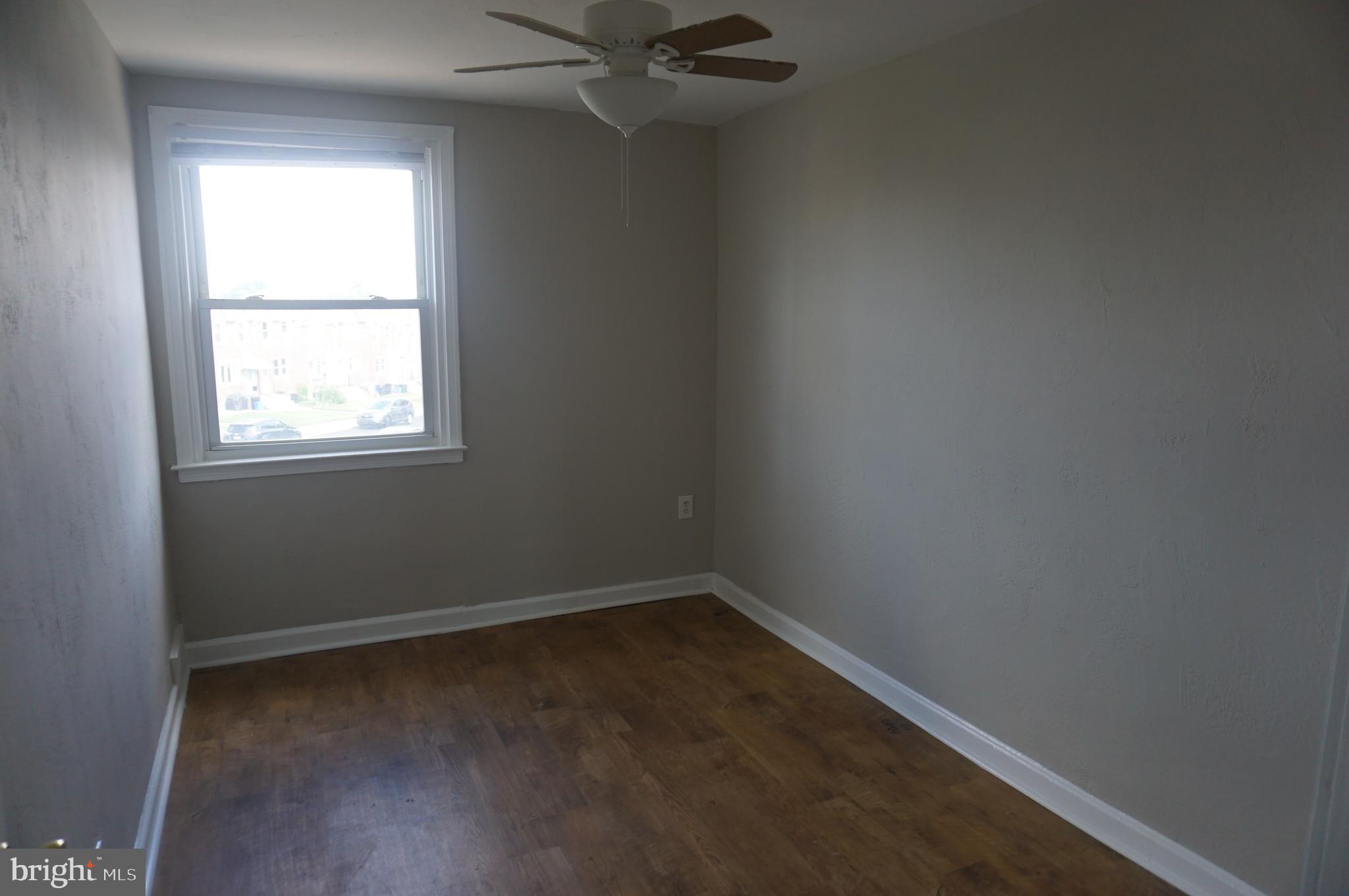 9041 Wesleyan Road Philadelphia, PA 19136 - Photo 14 of 35 an empty room with a window