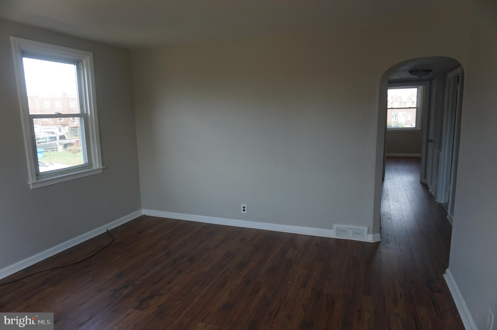 9041 Wesleyan Road Philadelphia, PA 19136 - Photo 27 of 35 an empty room that has a window