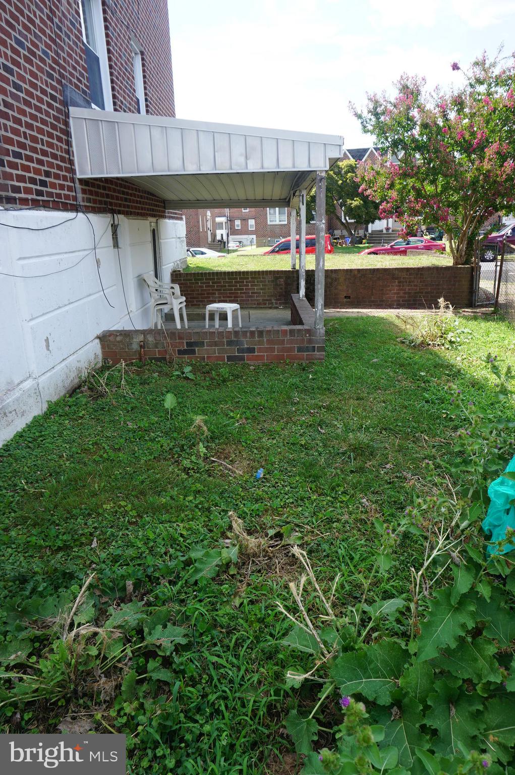 9041 Wesleyan Road Philadelphia, PA 19136 - Photo 6 of 35 a view of a chair and table in the garden
