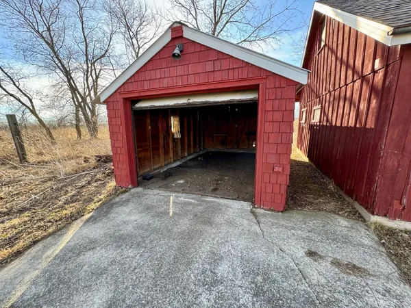 $599,900 | W3769 Highway 44, Markesan, WI 53946