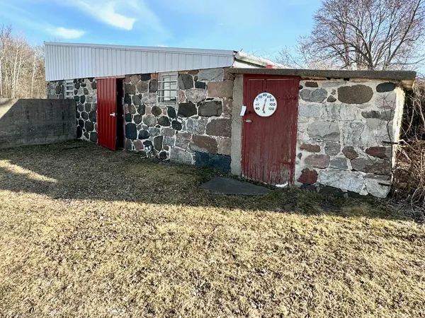 $599,900 | W3769 Highway 44, Markesan, WI 53946