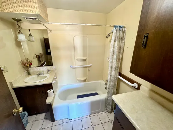 $599,900 | W3769 Highway 44, Markesan, WI 53946