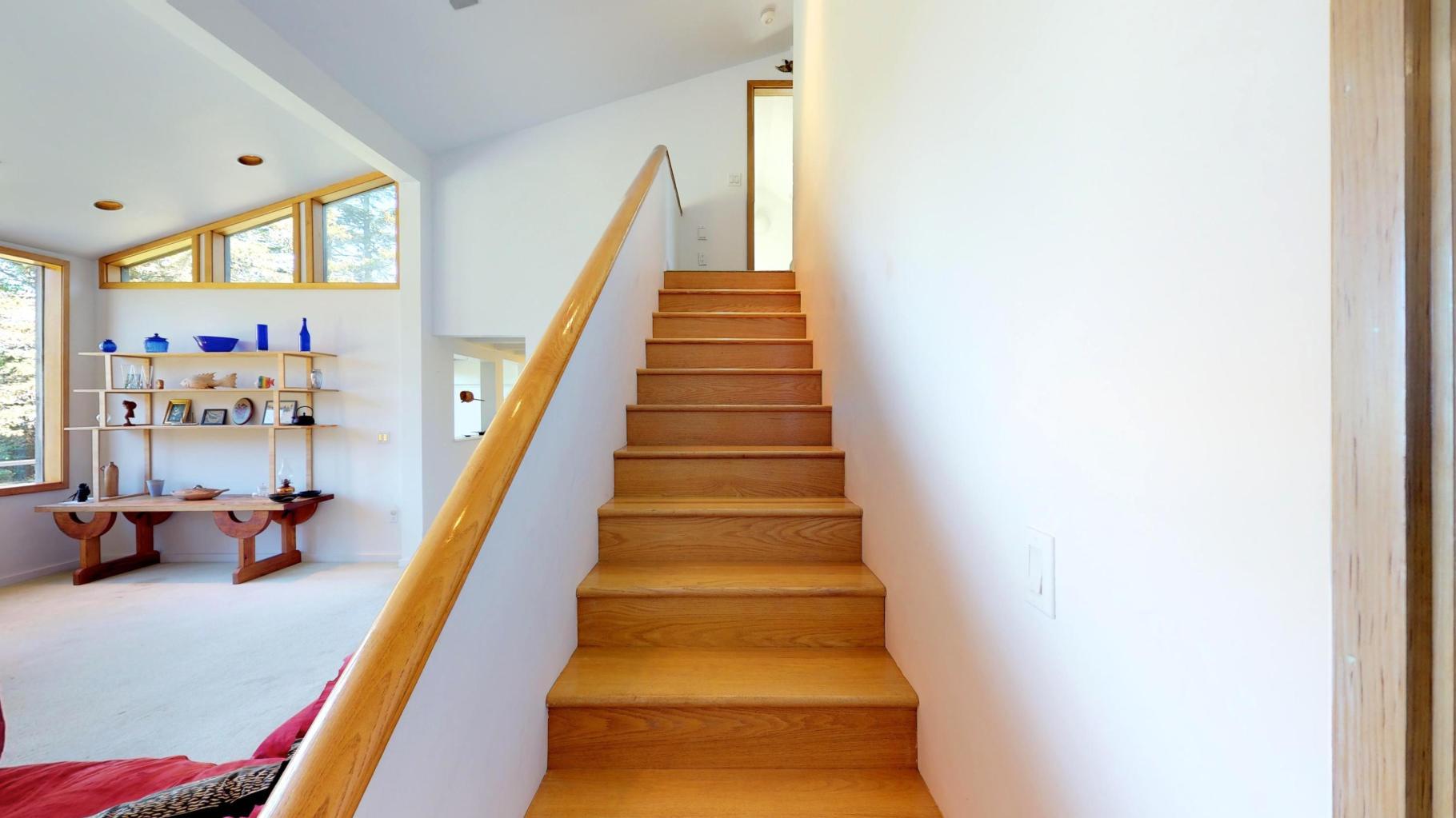 6 Lobster Pound Road Tenants Harbor, ME 04860 - Photo 24 of 40 stairs up