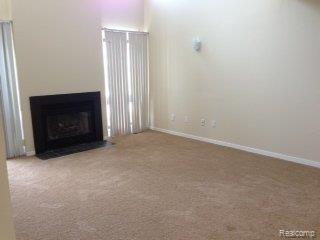 Living Room.jpg