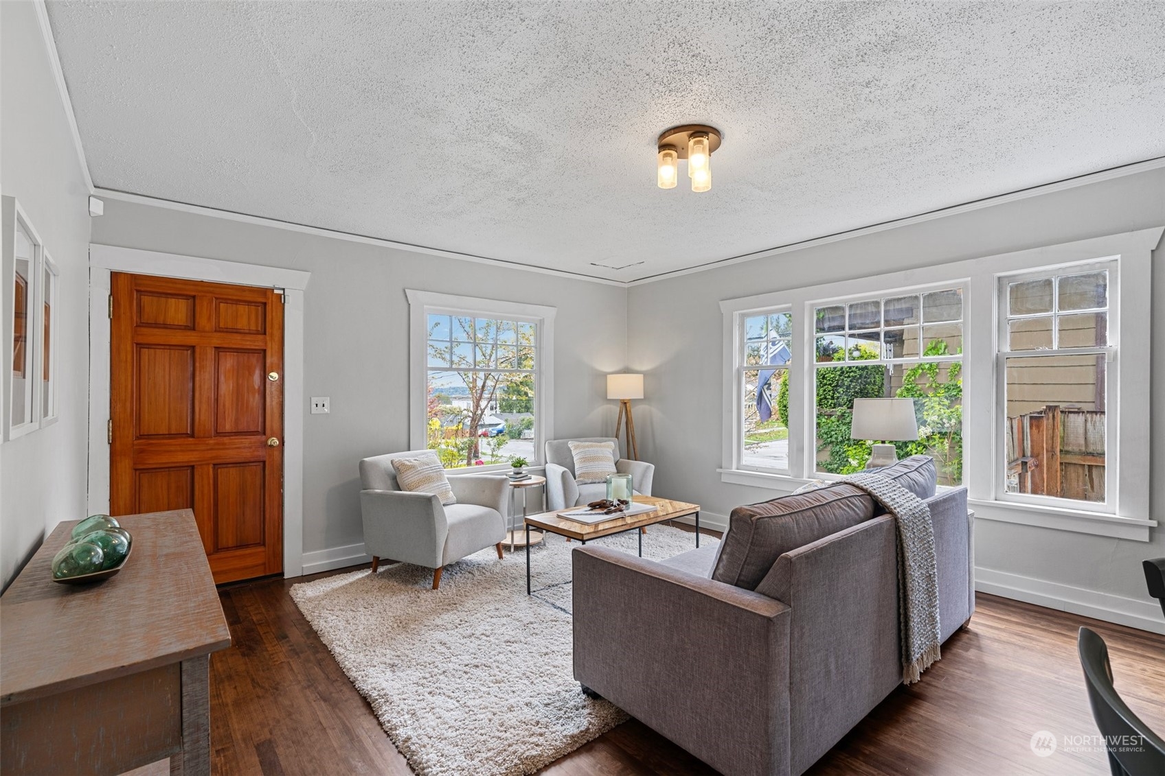 3630 Rockefeller Avenue Everett, WA 98201 - Photo 4 of 30 a living room with furniture and a window