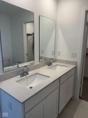 $2,195 | 15190 Swallow Fls Way, Fishers, IN 46037