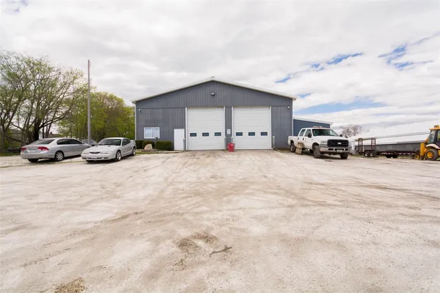 $2,500,000 | 3622 Main Road, Tiverton, RI 02878