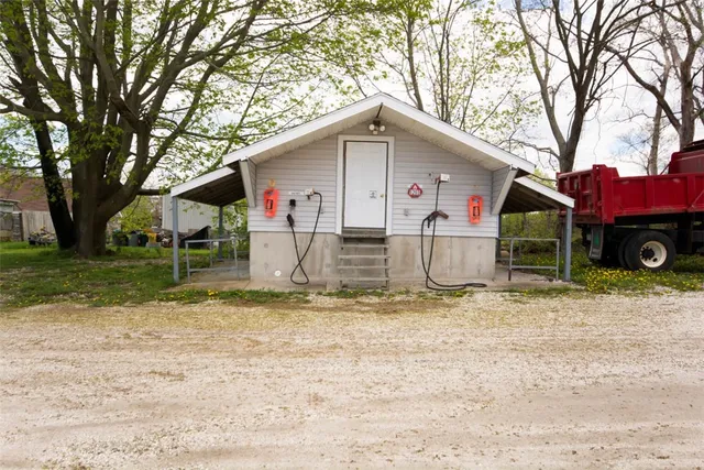 $2,500,000 | 3622 Main Road, Tiverton, RI 02878