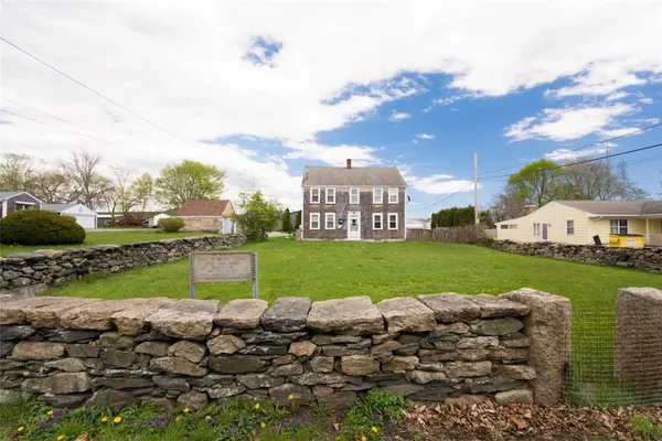 $2,500,000 | 3622 Main Road, Tiverton, RI 02878