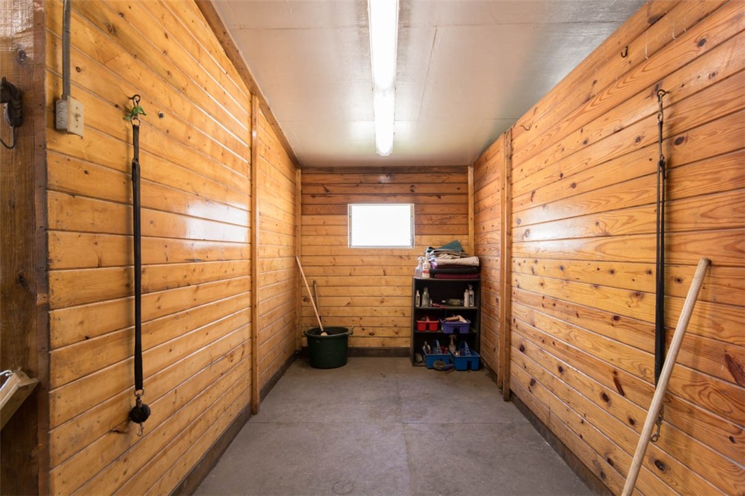 3622 Main Road Tiverton, RI 02878 - Photo 18 of 50