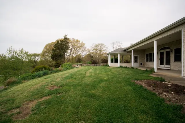 $2,500,000 | 3622 Main Road, Tiverton, RI 02878