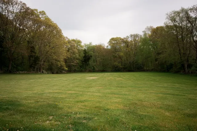 $2,500,000 | 3622 Main Road, Tiverton, RI 02878