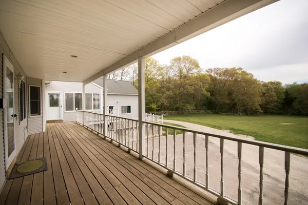 $2,500,000 | 3622 Main Road, Tiverton, RI 02878