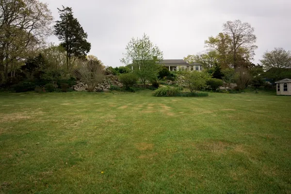 $2,500,000 | 3622 Main Road, Tiverton, RI 02878