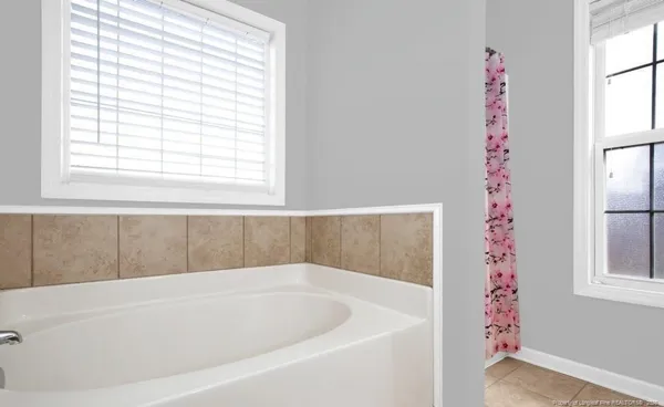 $1,750 | 1475 Avoncroft Drive, Fayetteville, NC 28306