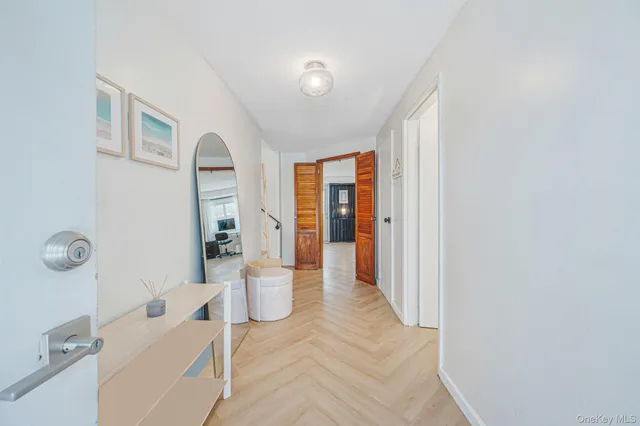 $739,000 | 7 Seneca Drive, Commack, NY 11725