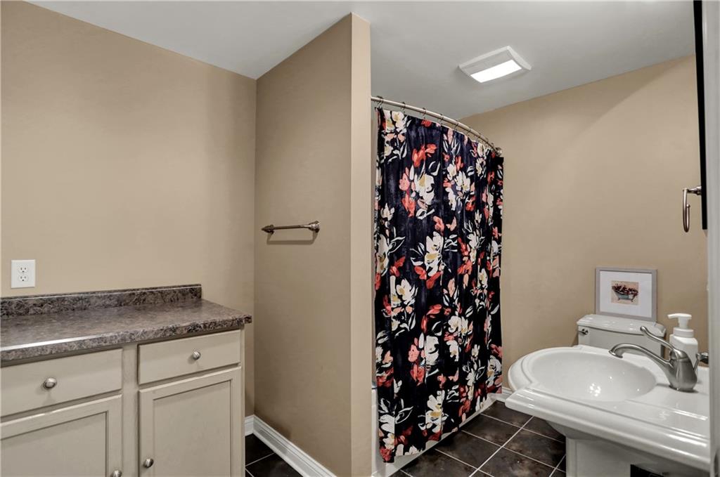 2575 Jonesville Road Columbus, IN 47201 - Photo 46 of 59 Gallery Image 46