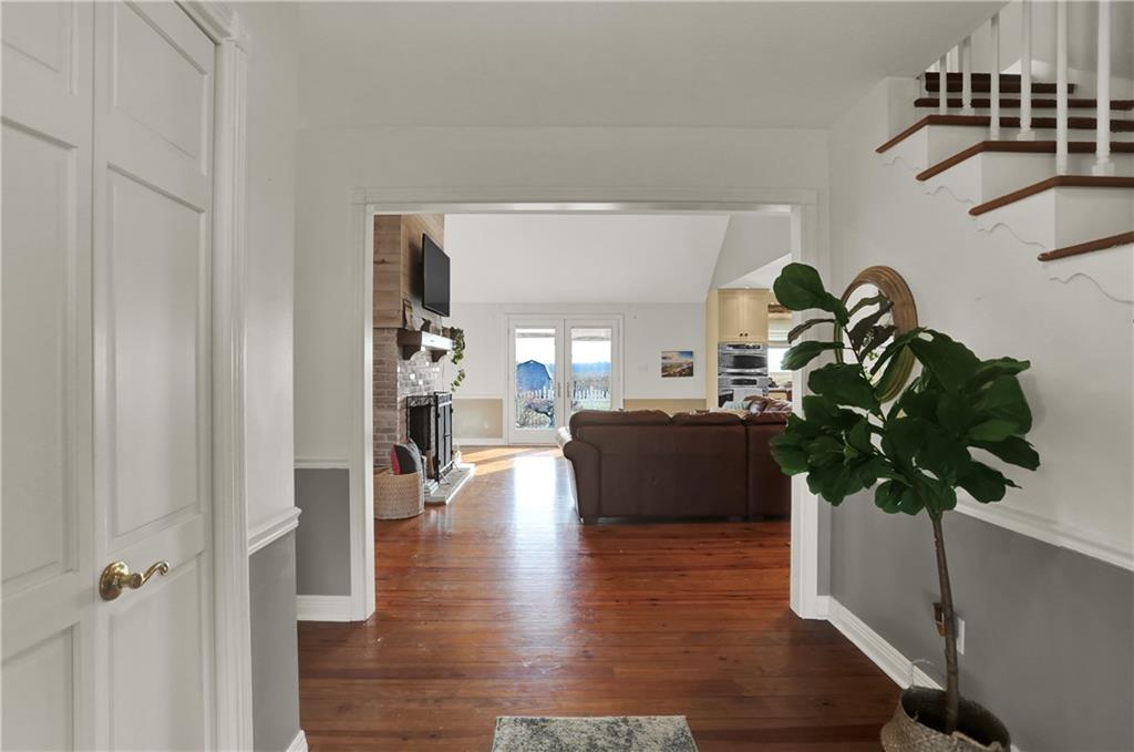 2575 Jonesville Road Columbus, IN 47201 - Photo 7 of 59 Gallery Image 7