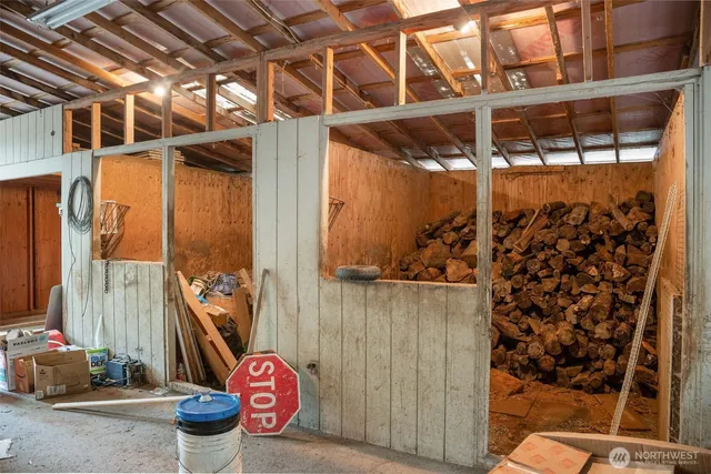 a view of an outdoor space