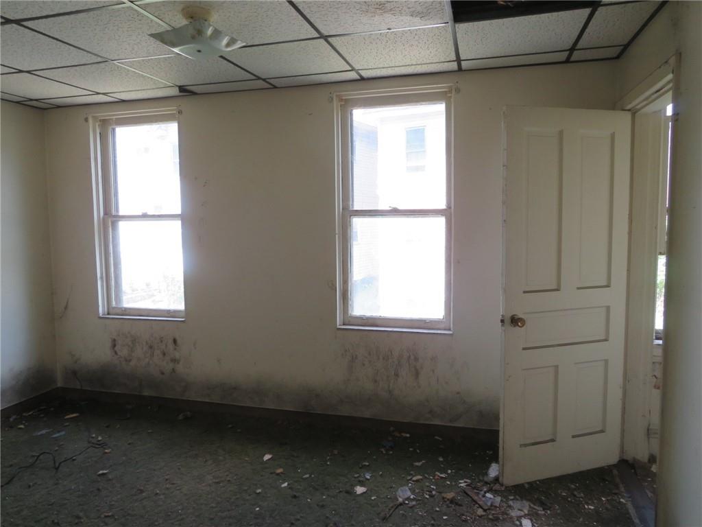 1009 Chartiers Avenue McKees Rocks, PA 15136 - Photo 25 of 32 Gallery Image 25