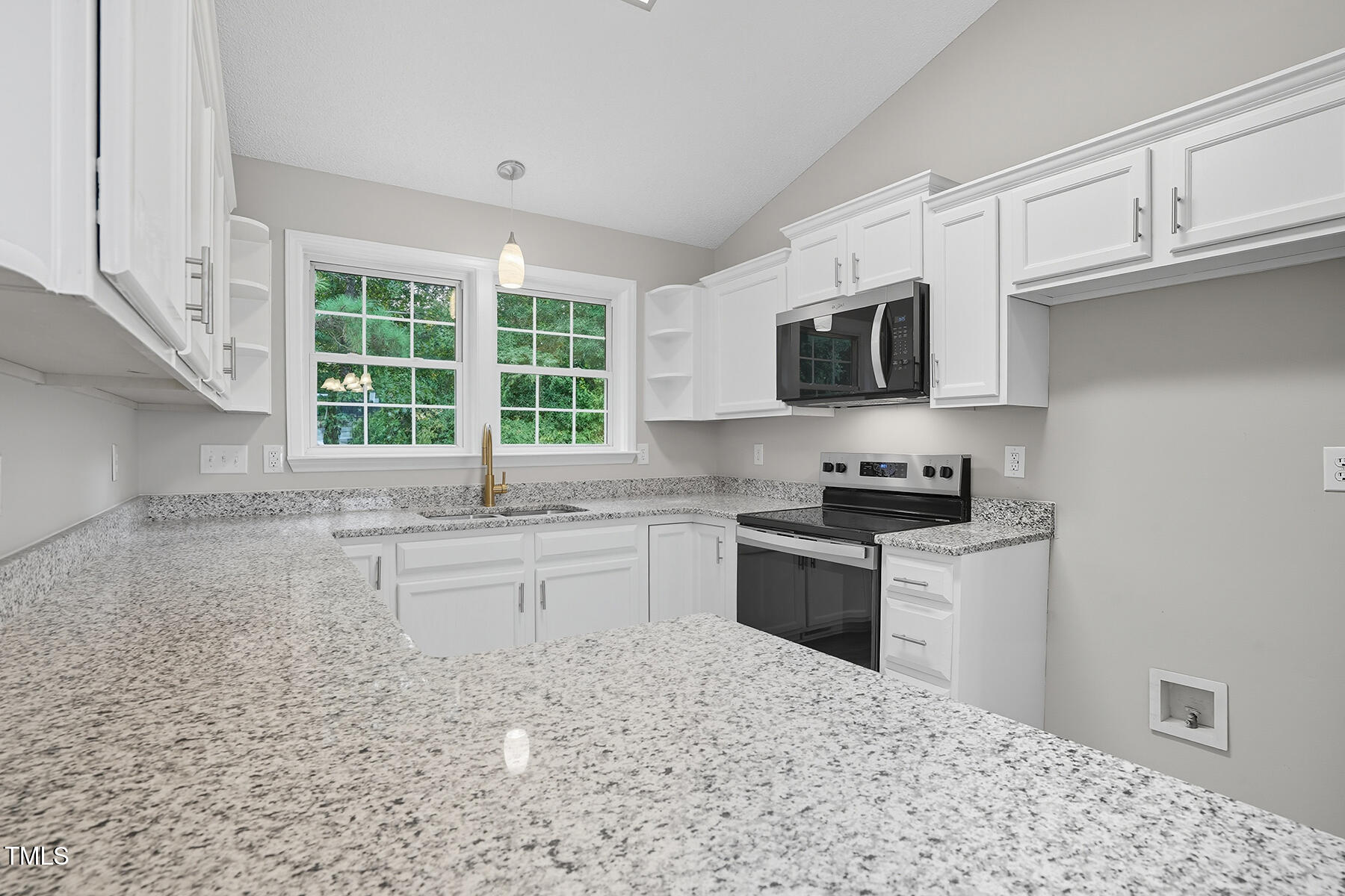 5520 Oregon Landing Place Raleigh, NC 27610 - Photo 12 of 30 Kitchen