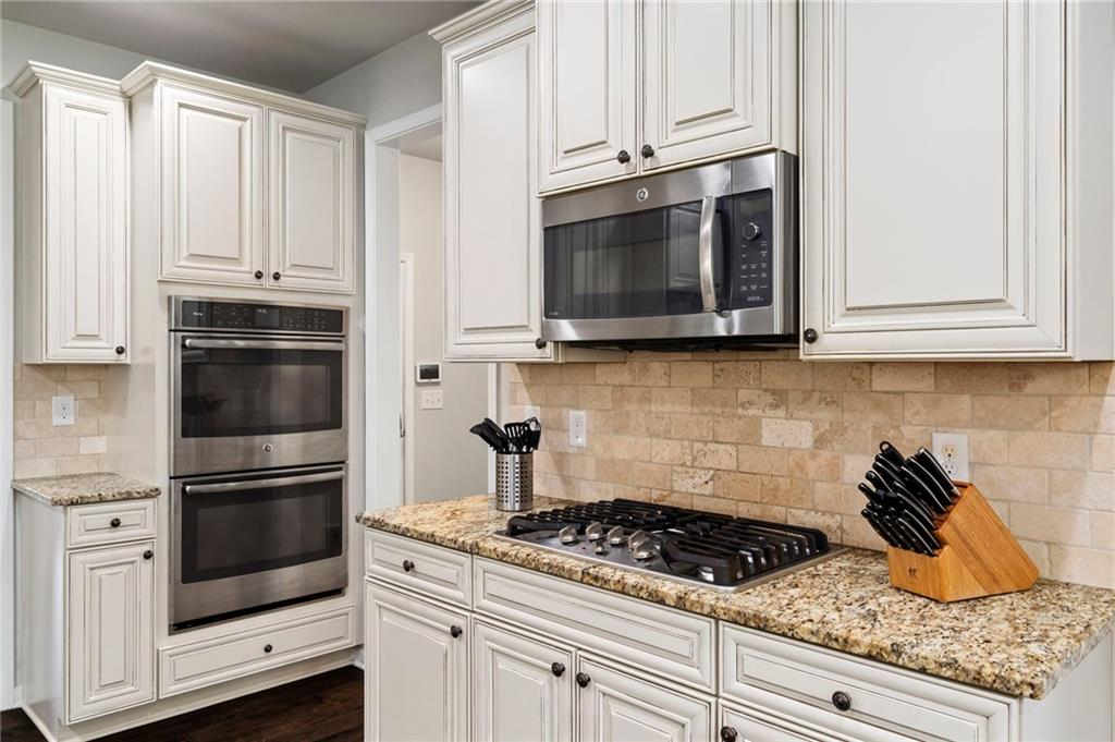 2085 Poplar Ridge Place Cumming, GA 30040 - Photo 10 of 39 Gallery Image 10